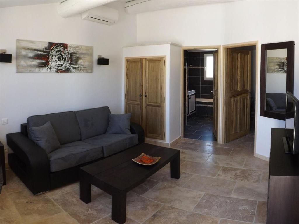 Mas Dansavan Chambres d'hôtes Oppède Exterior foto